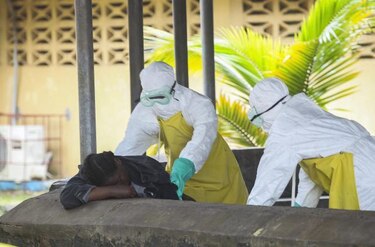 Preocupación en Liberia tras huida de 17 enfermos aislados por el ébola