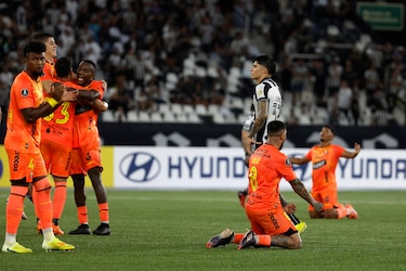 Barcelona sorprende al Botafogo y avanza en Libertadores