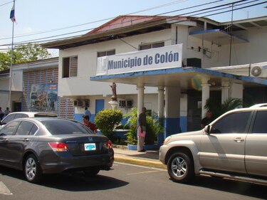 Colón: Alertan sobre cobros fraudulentos por permisos de construcción
