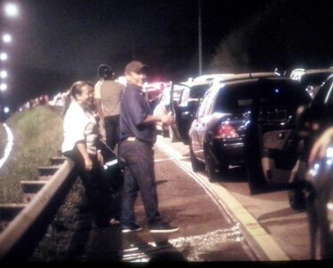 Cientos de conductores afectados por tranque en la vía hacia el puente Centenario