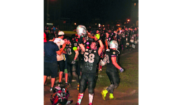 Raiders, con pase directo a la final de la Varsity