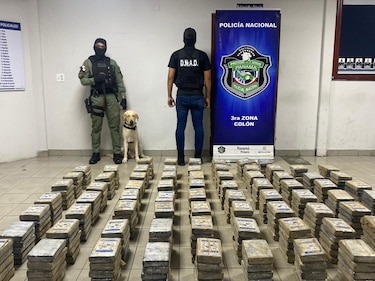 Decomisan 380 paquetes de droga en un puerto en Colón; tenía como destino La India  