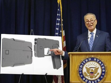Senador de Nueva York pide revisar pistola en forma de 'smartphone'