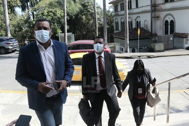 Denuncia contra Solís en la CSJ no fue recibida, pero en la Procuraduría sí la aceptaron