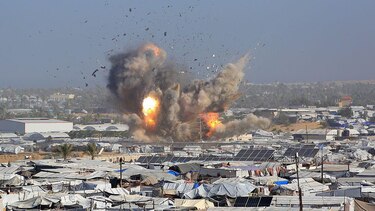Al menos 32 muertos en Gaza en la mayor ola de ataques israelíes desde el inicio de la segunda fase del alto el fuego con Hamás