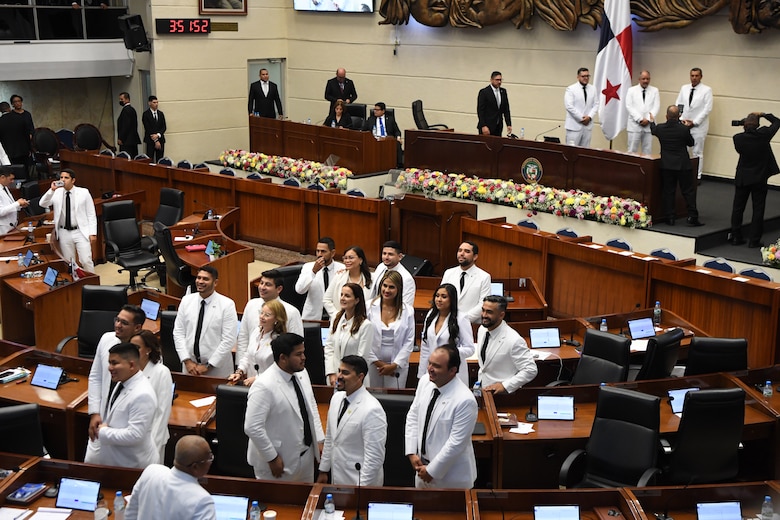 Diputado Palacios denuncia maniobras del Ejecutivo para impulsar a Dana Castañeda en la Comisión de Credenciales