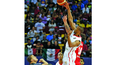 Akil firma con los Nets