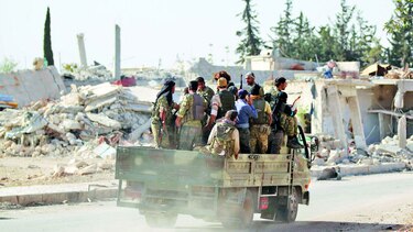 El régimen avanza militarmente en Alepo