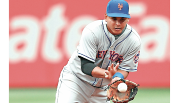 Tejada firma con los Azulejos