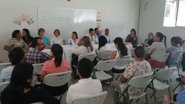 Padres de familia solicitan ampliar oferta educativa de plantel chitreano