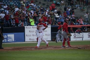 Venezuela supera a Cuba y lidera su grupo en la Serie del Caribe