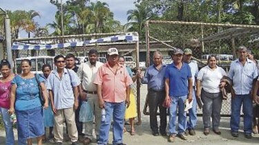 Productores se toman las oficinas del Mida