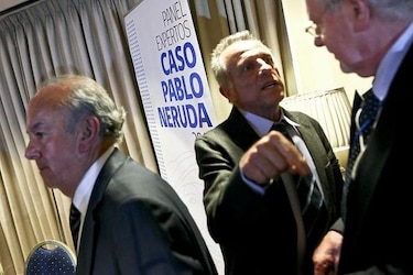 Peritos extranjeros concluyen que Pablo Neruda no murió de cáncer