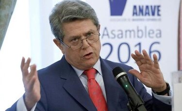 Renuncia el embajador de España en Gran Bretaña