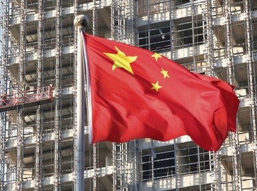 China intenta enfriar crisis inmobiliaria