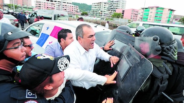 Transportistas, en contra de Uber