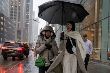 Emiten aviso de tormenta severa en Nueva York, con posibles tornados e inundaciones