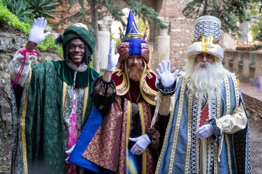 España recibe a los Reyes Magos en una noche mágica y muy fría