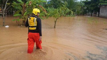 Seis sectores se inundan en Panamá Oeste  y la capital
