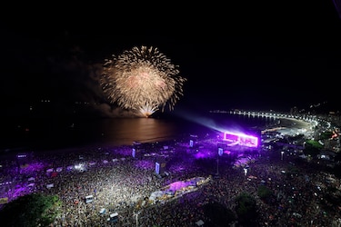 Shakira, la primera latina en hacer historia en Copacabana con dos millones de asistentes
