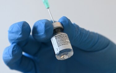 Pfizer y BioNTech confirman muy alta eficacia de la vacuna contra variante sudafricana de Covid-19