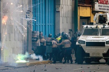 Reportan saqueos en distintas ciudades de Venezuela