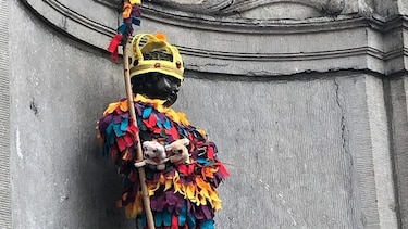 Manneken-Pis  se viste de congo por los 500 años de la ciudad de Panamá