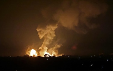 Israel bombardea Gaza tras lanzamiento de cohetes
