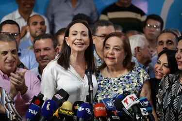 Exgobernador opositor venezolano pide que se negocie una candidatura presidencial unitaria