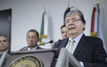 Muere por coronavirus el ministro de Defensa colombiano, Carlos Holmes Trujillo 