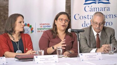 Escritores se reúnen en Costa Rica para la fiesta literaria