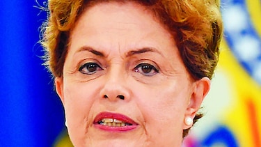 Se desploma la aprobación de Dilma Rousseff en Brasil
