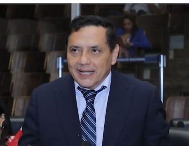 Manuel Cheng se une a la bancada mixta tras abandonar Vamos