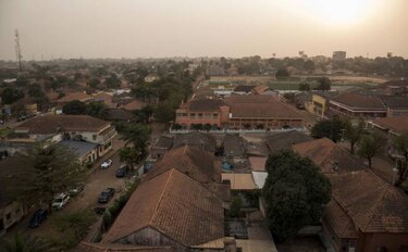 OMS confirma primera muerte en África por grave enfermedad causada por virus de Marburgo 