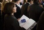 Subastan raro diamante azul por 48.5 millones de dólares