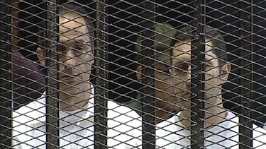 Tribunal egipcio ordena la liberación de los hijos de Hosni Mubarak