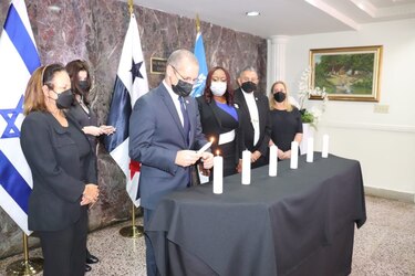 Realizan sesión en conmemoración al día internacional en memoria de víctimas del holocausto