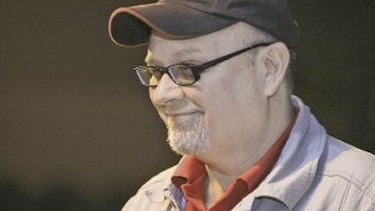 Pasando del misterio a la comedia