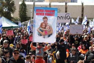 Israel despide a los Bibas: ‘Es muy triste ver las vidas que podrían haberse salvado’