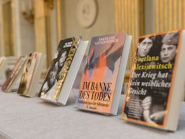 La bielorrusa Svetlana Alexievich gana el Premio Nobel de Literatura