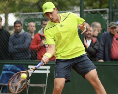 Colombiano González debuta con triunfo en París