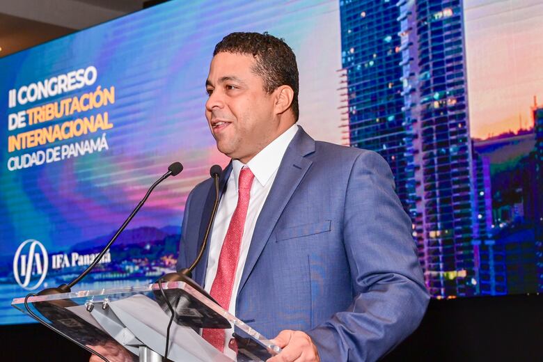 Canciller Martínez-Acha sobre listas: ‘Panamá no es refugio de dinero sucio’