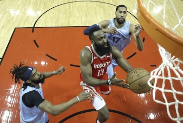 Harden sigue imparable; anota 57 puntos en triunfo de Rockets sobre Grizzlies