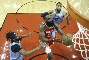 Harden sigue imparable; anota 57 puntos en triunfo de Rockets sobre Grizzlies
