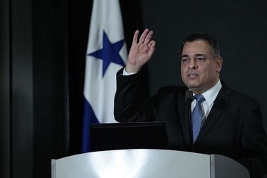 Julio García Valarini es designado subdirector de la Caja de Seguro Social