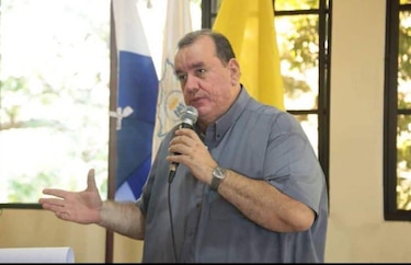 Denuncian la detención del vicario general de la Arquidiócesis de Managua