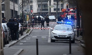 Varios heridos en tiroteo frente a mezquita en Francia