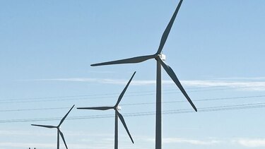 Mainstream recoge $580 millones para planta eólica y solar