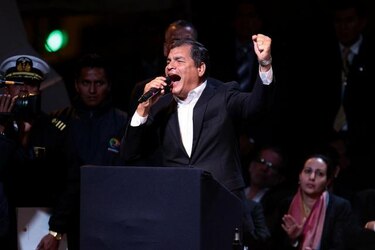 Rafael Correa analizará en 2017 presentarse a una nueva reelección en Ecuador