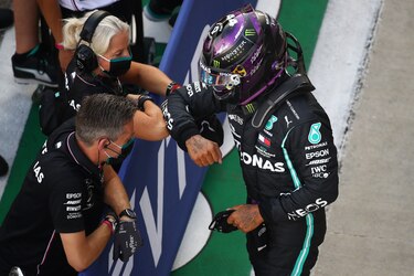 Lewis Hamilton se hace con la ‘pole position’ en Rusia
